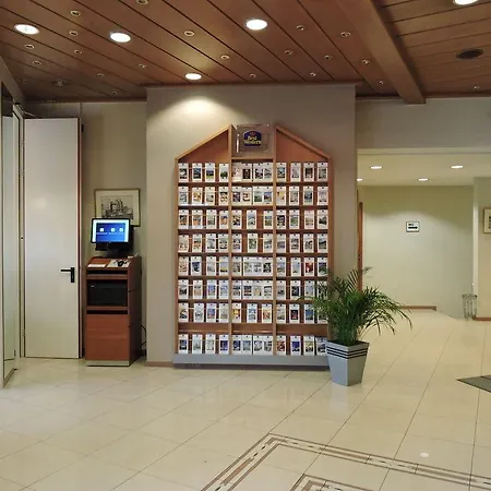 Western International Hotel
