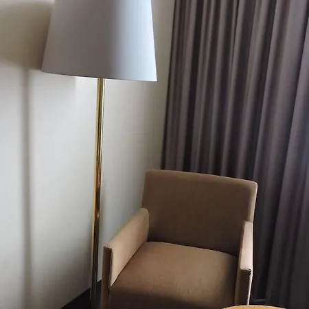 Western International Hotel